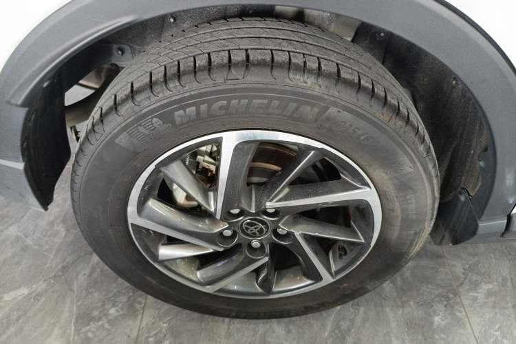 Used Toyota C-HR 2023 2.0L Luxury Edition