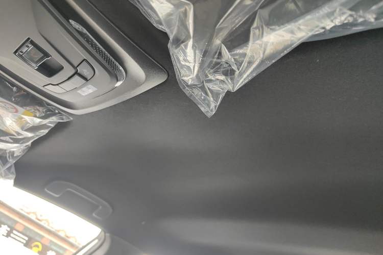 Used Toyota Corolla Cross 2026 Model 2.0L Pioneer Edition Headliner