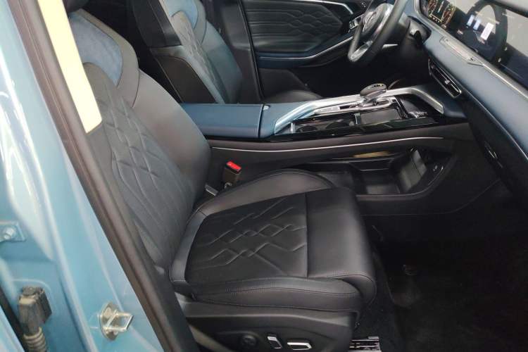 Used VOYAH FREE 2021 Two-Wheel Drive Standard Pure Electric City Edition