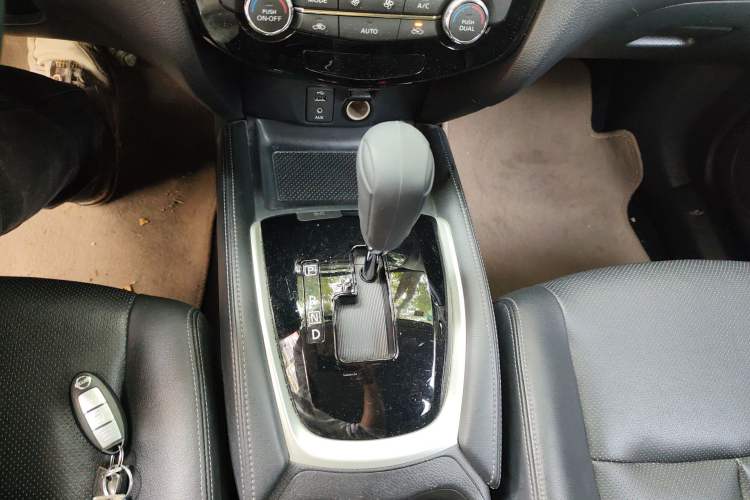 Used Nissan X-Trail 2014 2.0L CVT Comfort Edition 2WD
