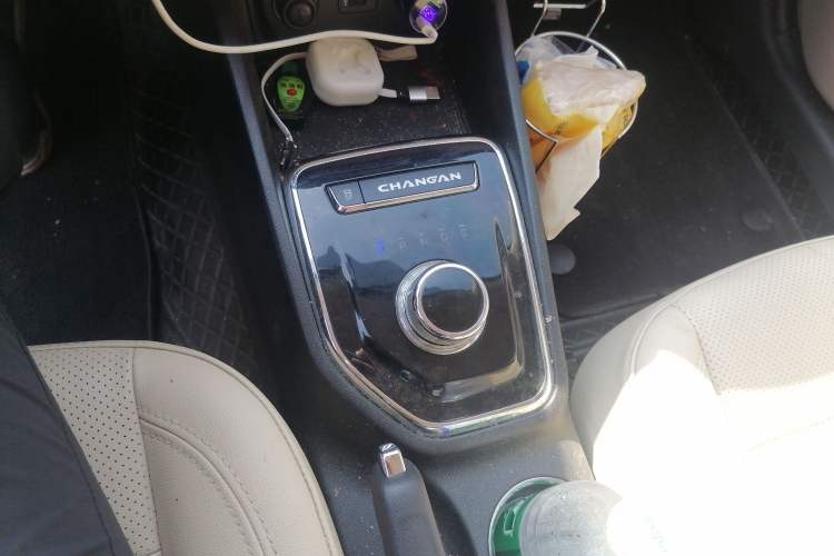 Used CHANGAN Eado New Energy 2016 Pure Electric Deluxe Model
