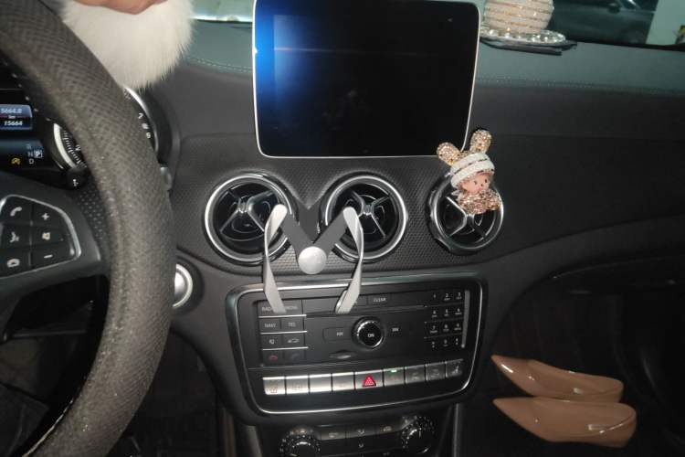 Used Mercedes-Benz GLA 2017 GLA 220 4MATIC Fashion Model