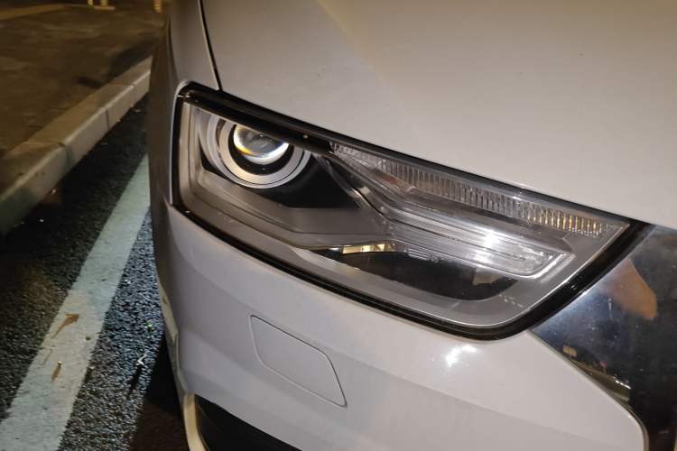 Used Audi Q3 2018 30th Anniversary Edition 30 TFSI Standard Model
