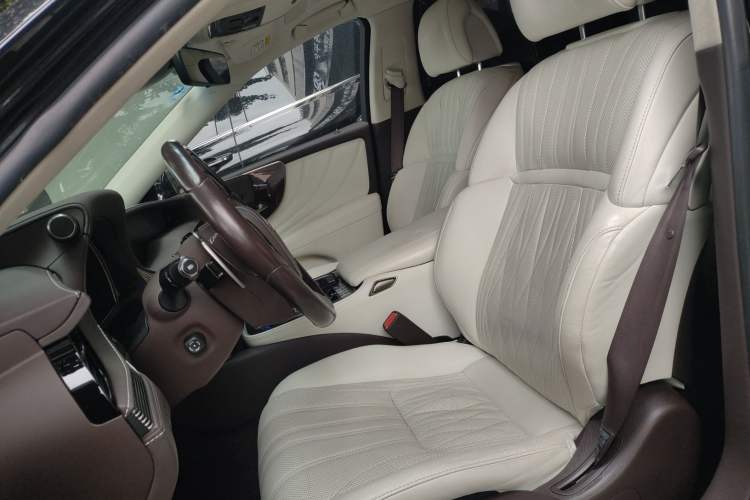 Used Lexus LS 2018 500h Executive Edition China VI