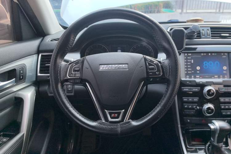 Used Haval H2 2016 Red Label 1.5T Automatic Two-Wheel Drive Elite Model
