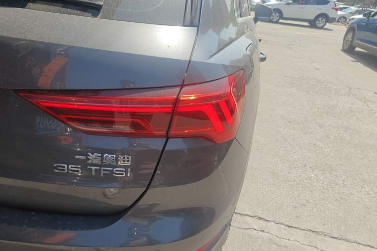 Used Audi Q3 2020 35 TFSI Fashionable and Elegant Model
