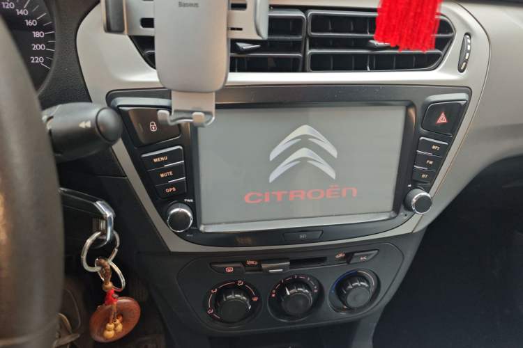 Used Citroen Elysee 2015 Qishang Edition 1.6L Automatic Fashion Model