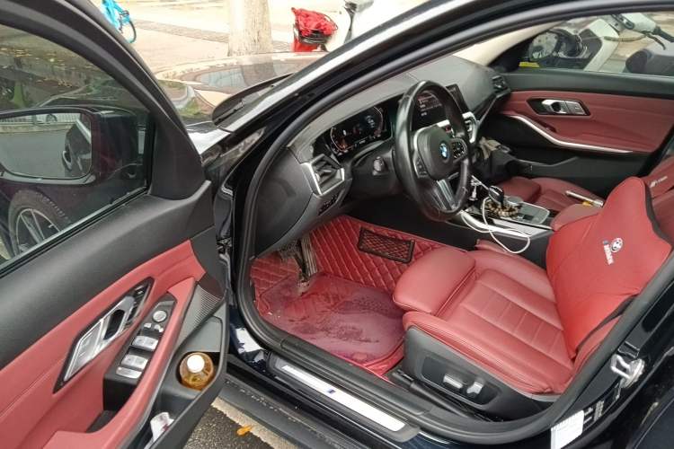 Used BMW 3 Series 2021 Facelifted 320Li M Sport Package
