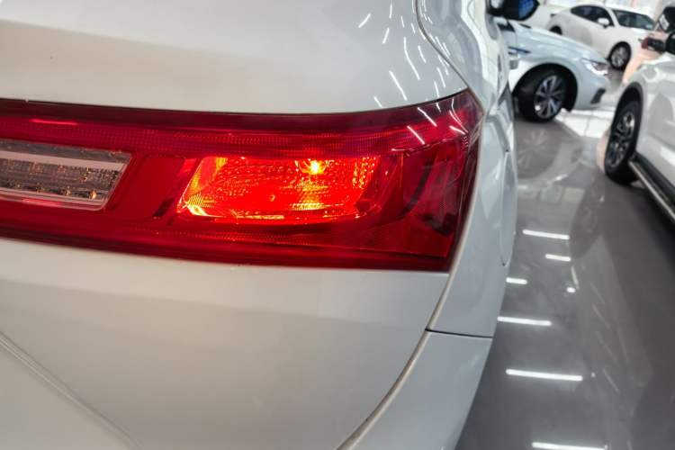 Used Baojun 530 2018 1.8L Automatic Elite Version China V Emission Standard
