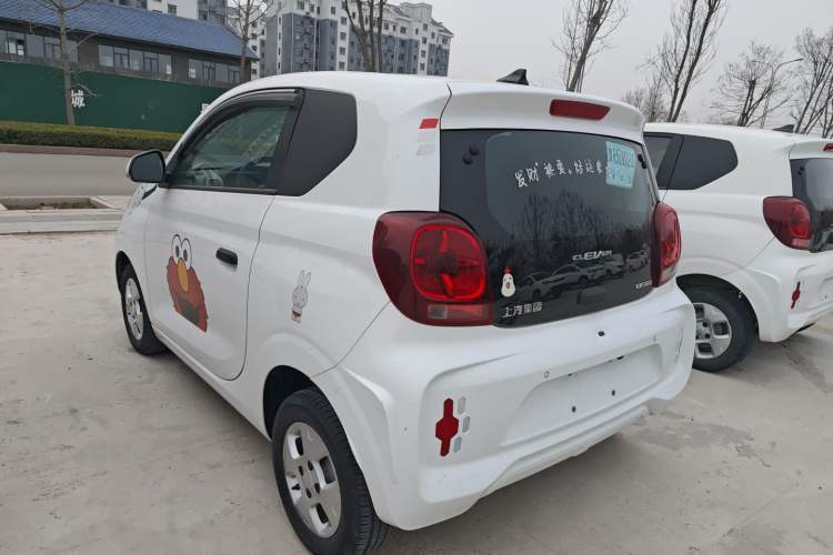 Used Roewe Clever 2021 302km All-Round Version
