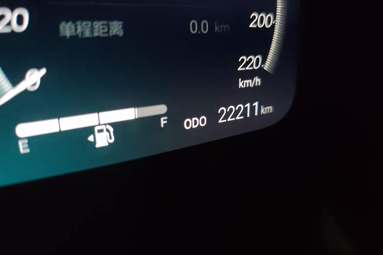 Used Toyota Crown Kluger 2024 2.5L HEV Two-Wheel Drive Luxury Edition Odometer Close Up