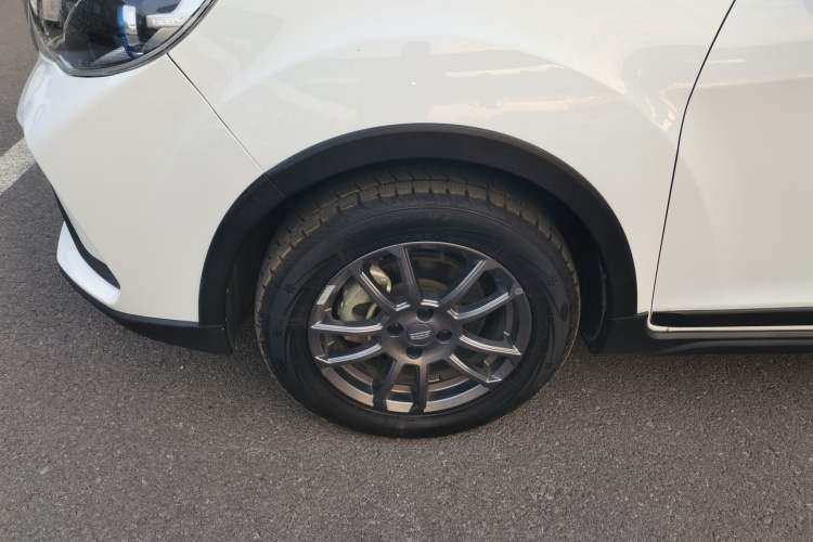 Used Geely Auto Vision X3 2021 PRO 1.5L CVT Deluxe Model