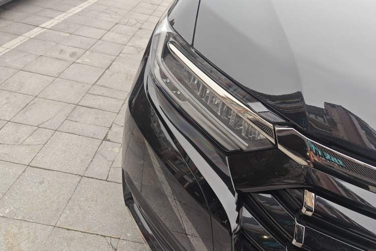 Used Honda Elysion 2022 2.0L eHEV Luxury Edition
