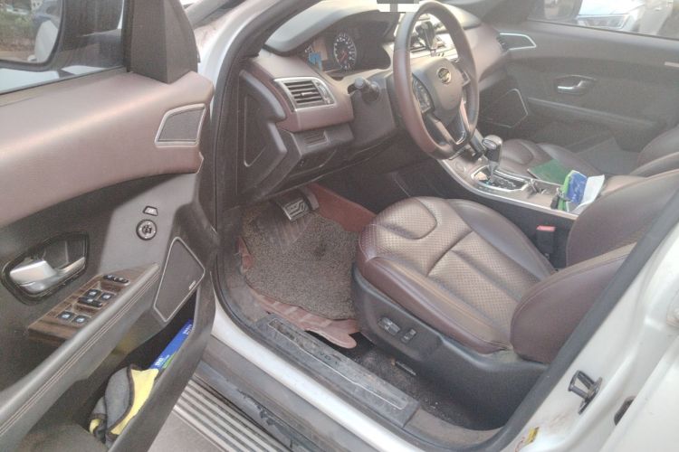 Used Land X7 2015 2.0T Panoramic Prestige Edition