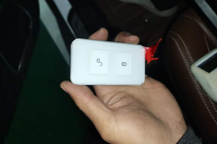 Used BYD Tang New Energy 2015 2.0T Four-Wheel-Drive Flagship Model