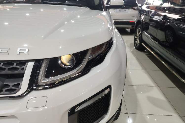 Used Land Rover Range Rover Evoque 2017 2.0T SE Smart Glow Edition