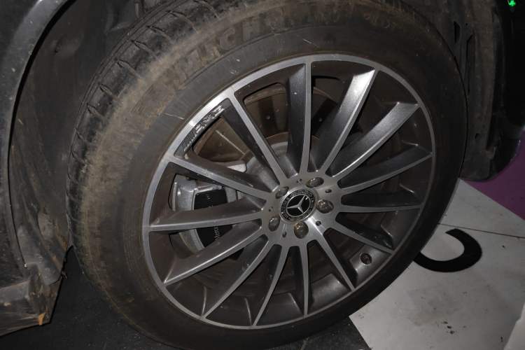 Used Mercedes-Benz GLE 2024 GLE 450 4MATIC Luxury Model
