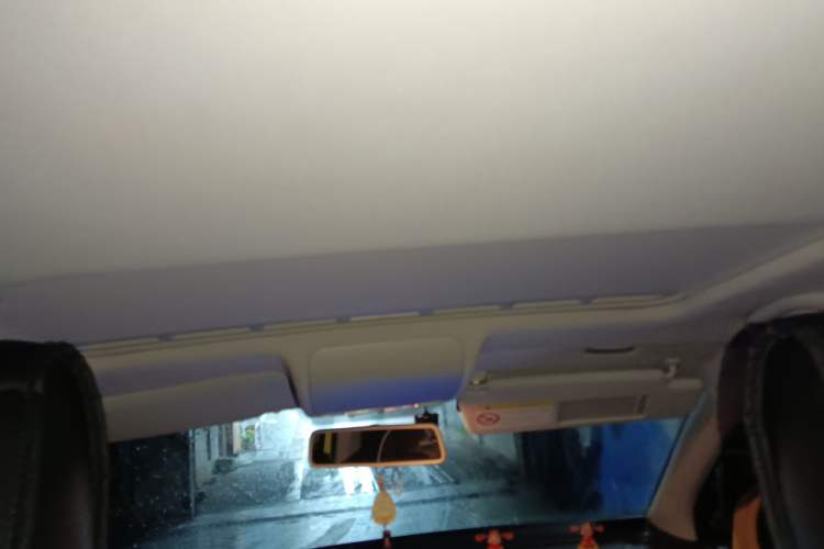 Used Volkswagen Polo 2016 1.6L Automatic Comfort Model Headliner