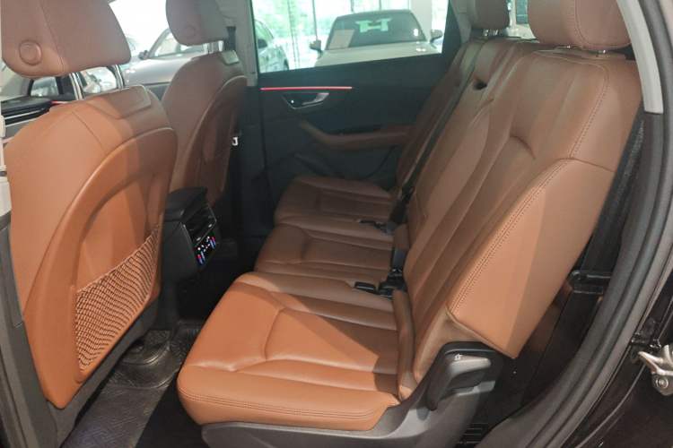 Used Audi Q7 2021 55 TFSI quattro S line Sport model Left Rear Seat