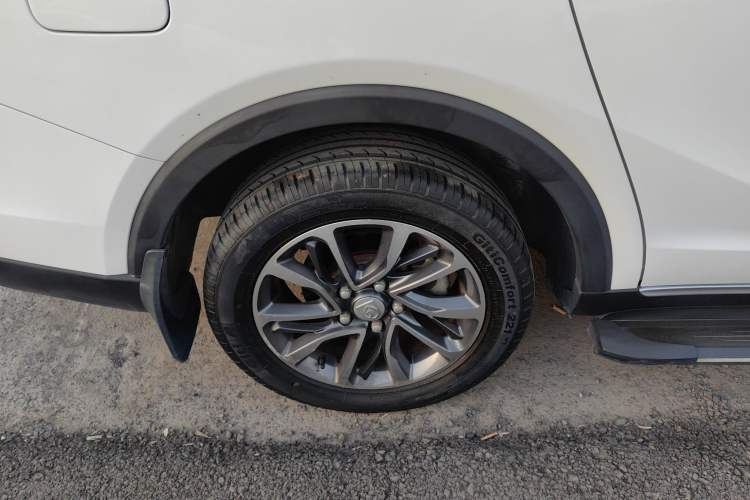 Used Baojun 730 2019 1.5T CVT Flagship Model 7 Seats China VI Emission Standard
