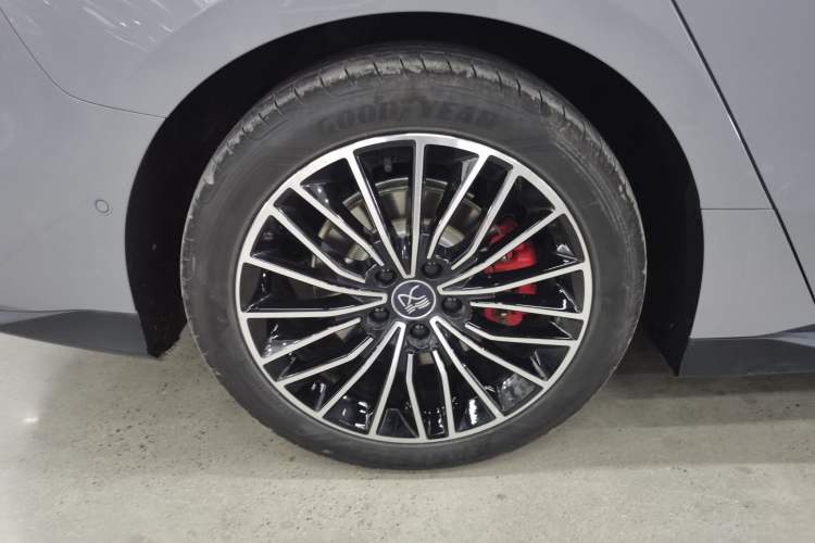 Used BYD Han 2025 EV Intelligent Driving Edition 701KM LiDAR Flagship Model