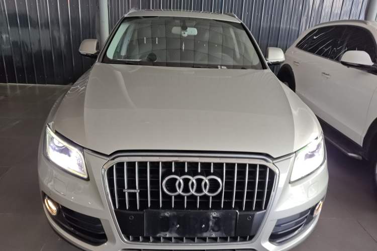 Used Audi Q5 2017 40 TFSI Comfort Model
