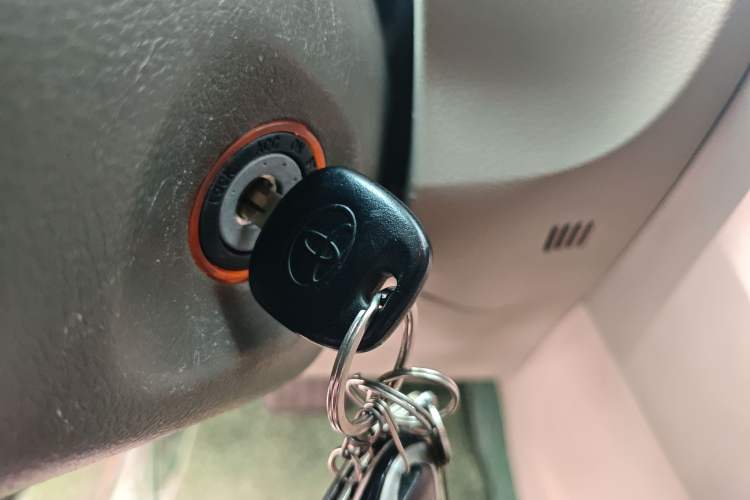 Used Toyota Verso 2015 180E CVT Crossover Edition Vehicle Key