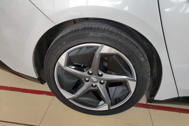 Used Dongfeng eπ eπ007 2024 530 Pro Version