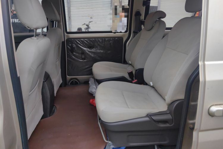 Used Wuling Rongguang V 2016 1.5L Standard Version Left Rear Seat