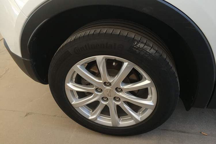 Used Cadillac XT4 2018 28T Two-Wheel Drive Tech Version