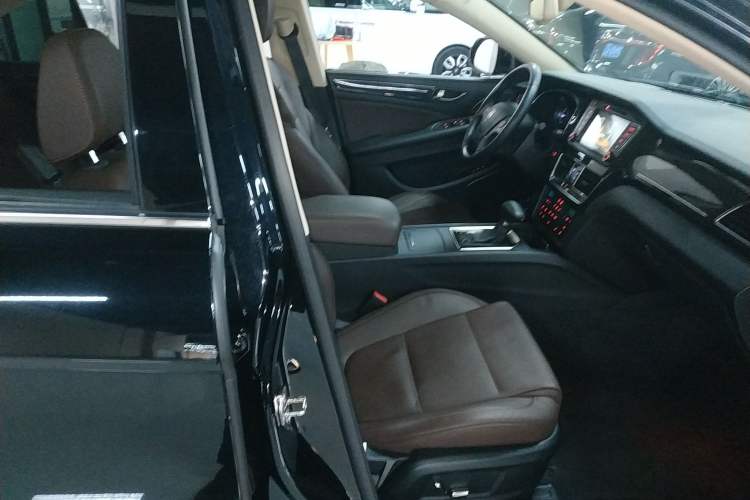 Used Hongqi H7 2019 2.0T Elite Edition
