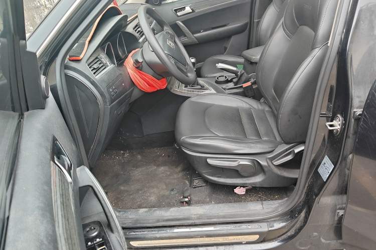 Used Zotye T600 2017 1.5T Manual Luxury New Year Edition
