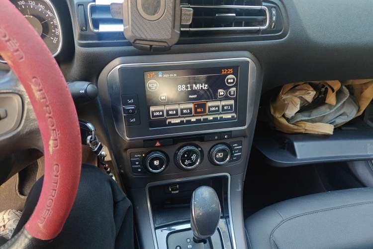 Used Citroen C4 Sega 2016 1.6L Automatic Luxury Model
