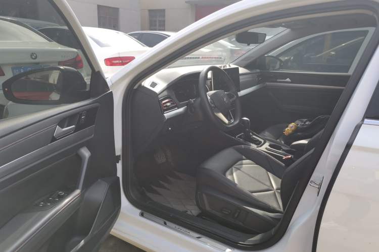 Used Volkswagen Lavida 2024 300TSI DSG Starry Sky Leading Edition
