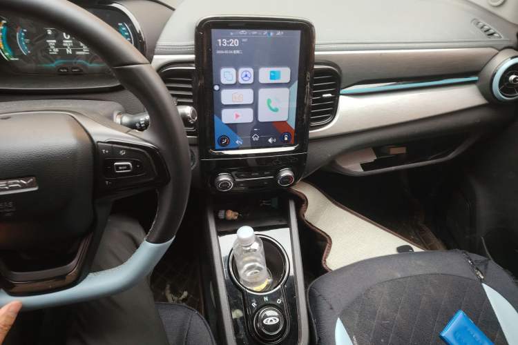 Used Chery QQ Little Ant 2022 Restyled Version Sweet Pink Edition Half-Sugar Version 30.6 kWh 30 kW 301 km