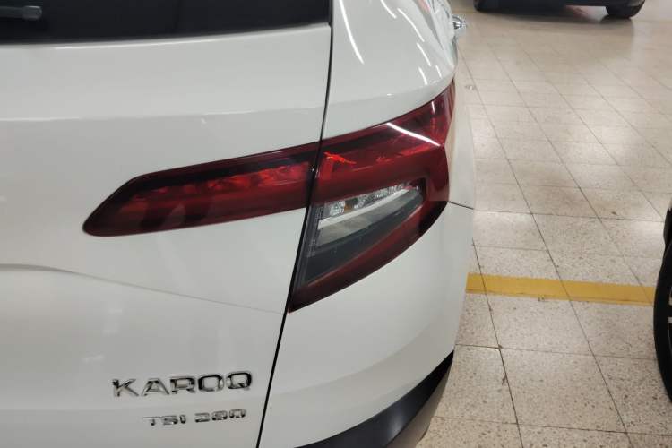 Used Skoda Karoq 2019 TSI280 SmartDrive Luxury Edition China V Standard Right Rear Taillight