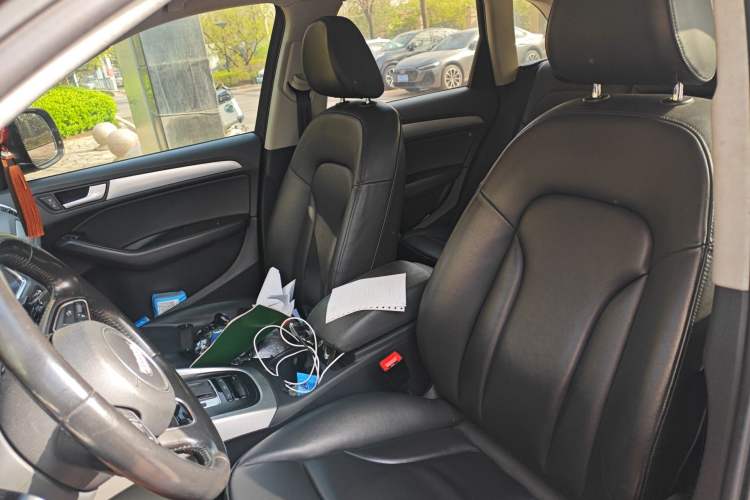 Used Audi Q5 2016 40 TFSI Trendy Edition Left Front Seat