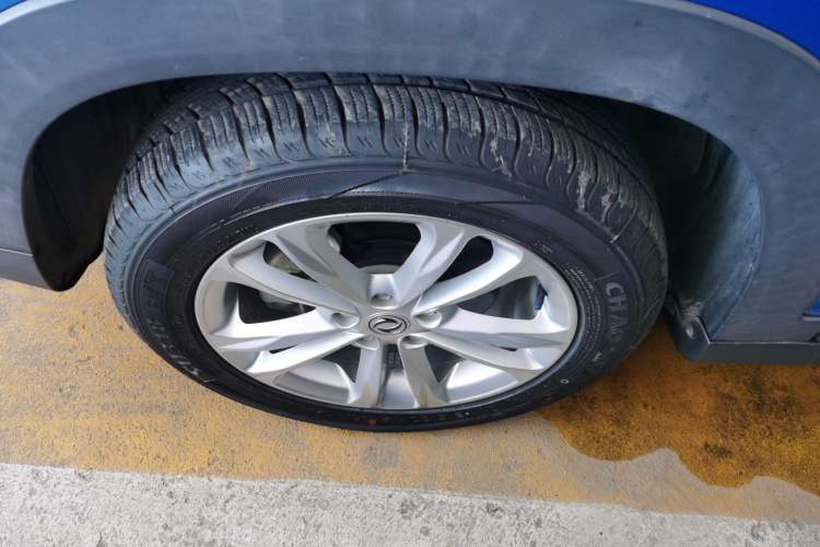 Used Dongfeng Fengon S560 2019 1.8L Manual Urban Model
