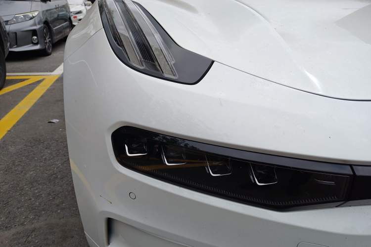 Used Zeekr 001 2023 WE Edition 86 kWh Exterior 6