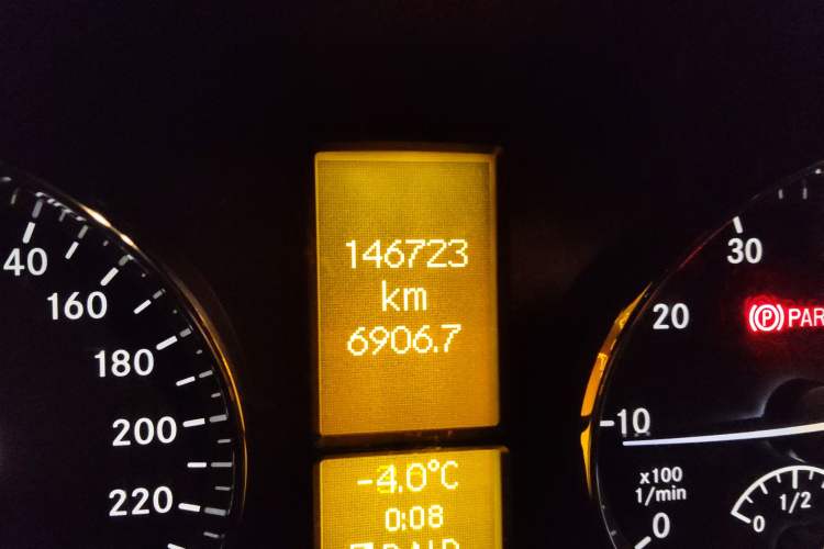 Used Mercedes-Benz Viano 2014 3.5L Premier Edition