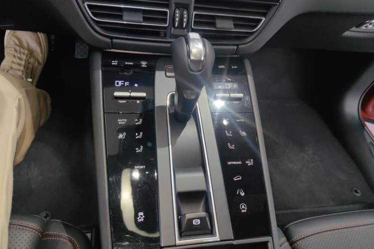 Used Porsche Macan 2022 Macan 2.0T