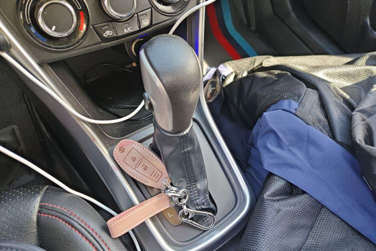 Used Suzuki S-Cross 2014 1.6L CVT Two-Wheel Drive Entry Model
