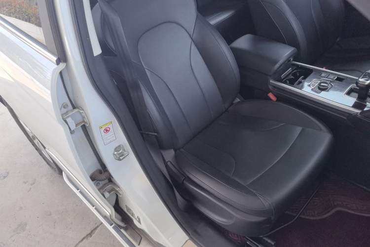 Used Haval H6 2019 Sport Edition 1.5T Automatic Two-Wheel Drive Elite Model China VI Right Front Seat