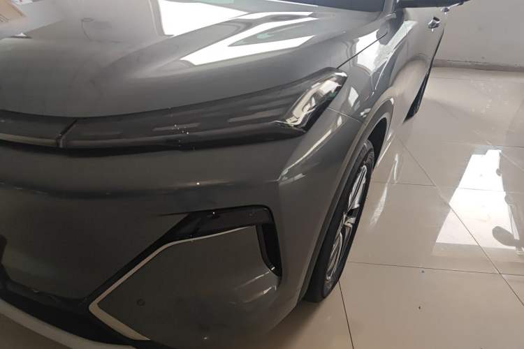 Used Geely Galaxy Xingjian 7 EM-i 2025 120km Exploration+ Version