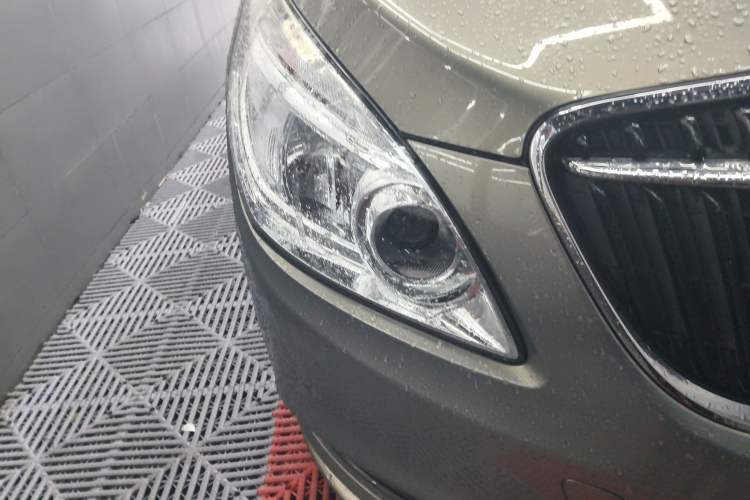 Used Buick GL8 2018 28T Luxury Model China VI Standard
