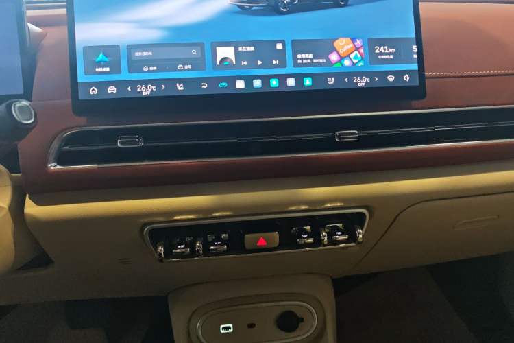 Used ORA Good Cat GT 2025 Model, Mulan Edition, 430km Prestige Version
