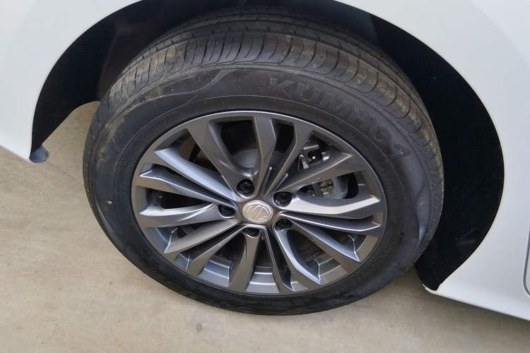 Used MG 5 2026 Model 180DVVT Global Luxury Edition