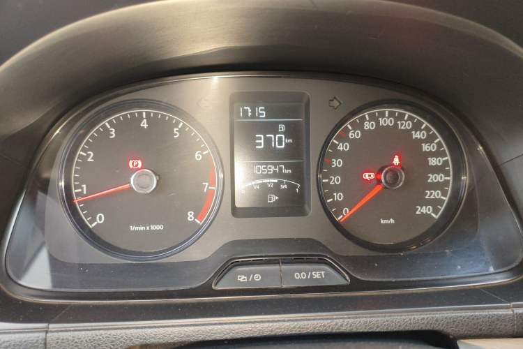 Used Volkswagen Lavida 2013 Revised Classic 1.6L Manual Fashion Edition
