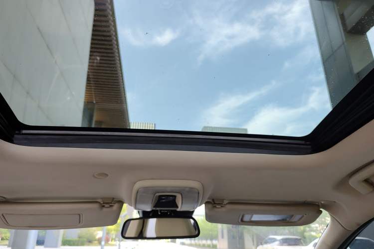 Used Volvo XC60 2013 T5 Comfort Edition Headliner