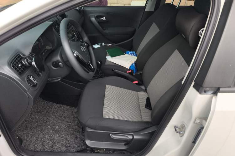 Used Volkswagen Polo 2016 1.4L Manual Fashion Model Left Front Seat